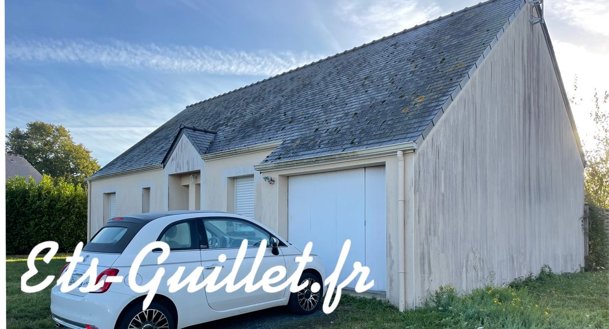 Pavillon dont la toiture est à reprendre avant travaux